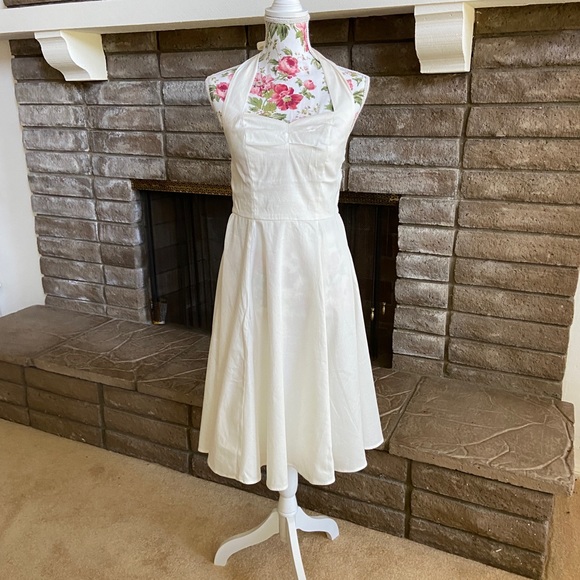 White cotton halter marilyn monroe A-line dress - Picture 6 of 9
